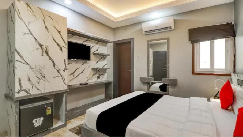 Hotel Mansa Kanpur Extérieur photo